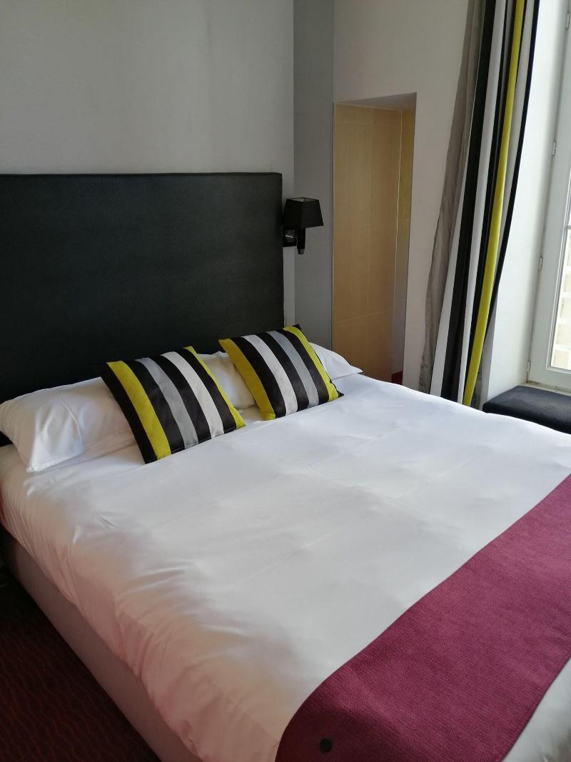 Logis Hotel Saint Martin Orléans Eksteriør billede