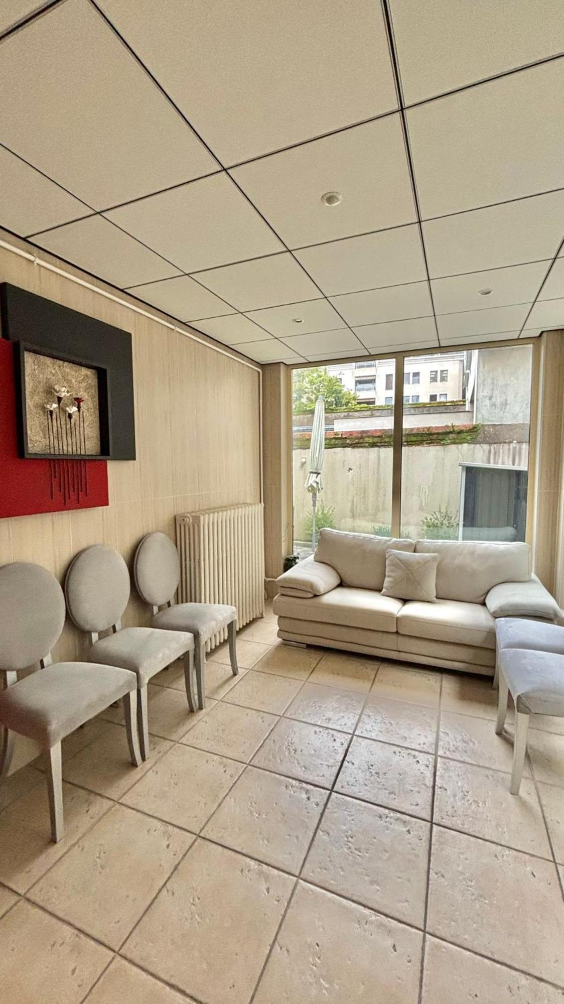 Logis Hotel Saint Martin Orléans Eksteriør billede