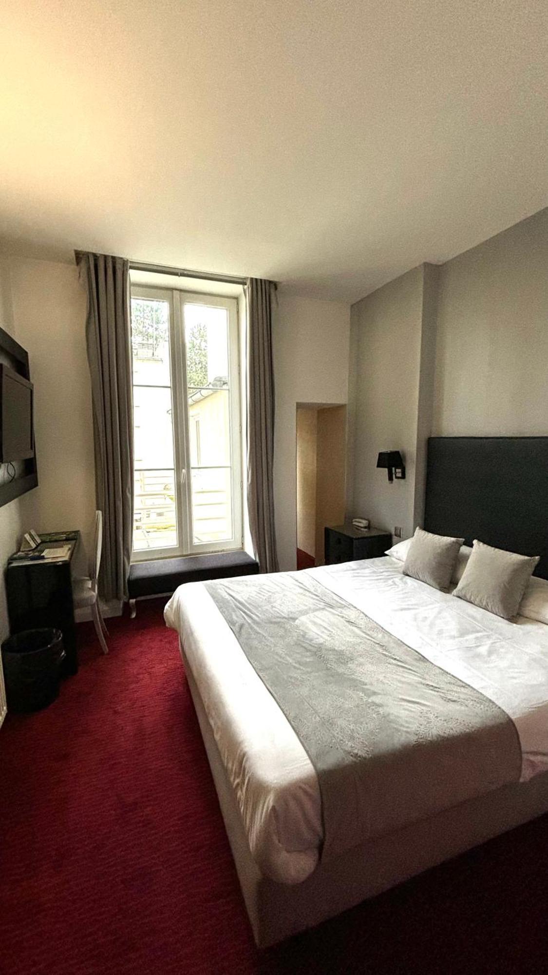 Logis Hotel Saint Martin Orléans Eksteriør billede